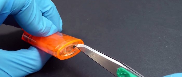 Şırıngalardan basit bir mini airbrush nasıl yapılır