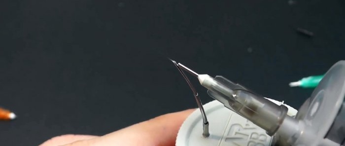 Cómo hacer un mini aerógrafo sencillo con jeringas