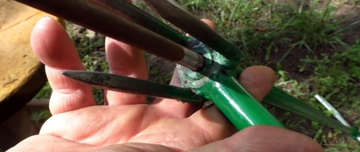 Jak vyrobit zařízení na odstraňování plevele kořenem