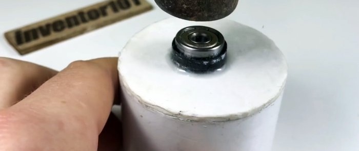 Bir tornavida için pompa nasıl yapılır