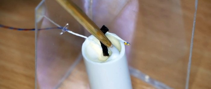 Cara membuat cenderahati lilin menyala yang sejuk
