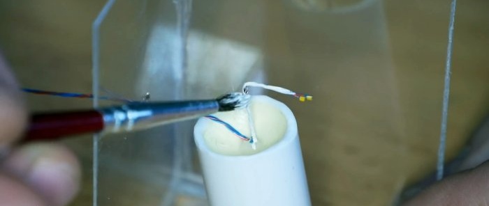 Cara membuat cenderahati lilin menyala yang sejuk