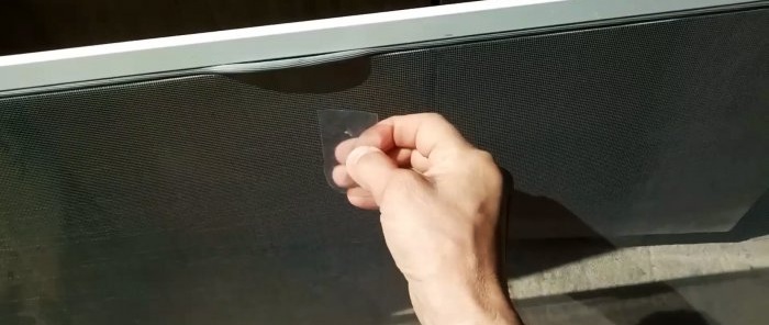 How and with what to replace broken handles on a mosquito net quickly and easily