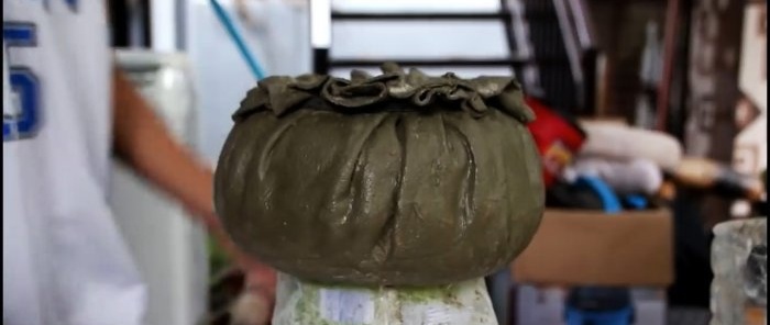 Now you can make beautiful cement pots yourself