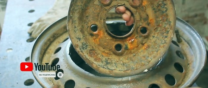 Cara membuat dapur mudah alih untuk kawah dari rim roda