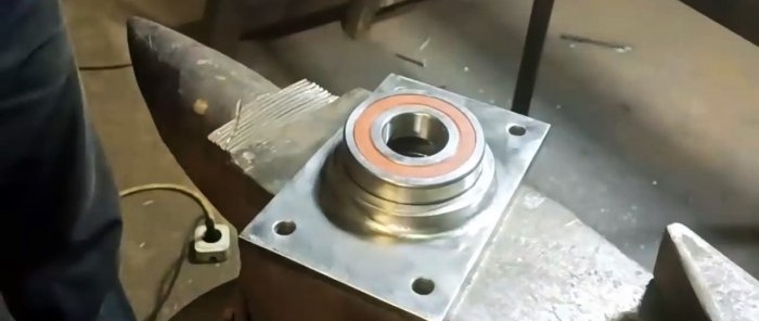 How to make a high-quality housing for installing a bearing without a lathe