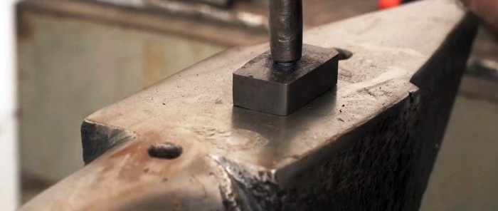 Ako vyrobiť nástroj na inštaláciu kovaných nitov z pružiny tlmiča a ložiska
