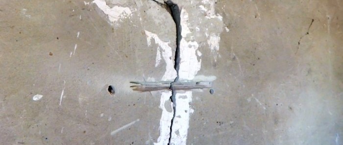 Cómo reparar una grieta en expansión en una pared para que no vuelva a aparecer
