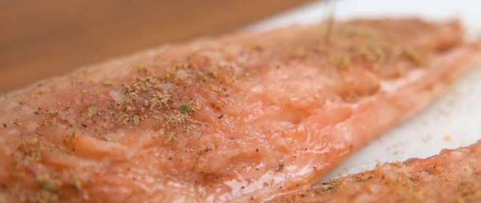 Smalec murmański lub pikantna lekko solona marynowana makrela