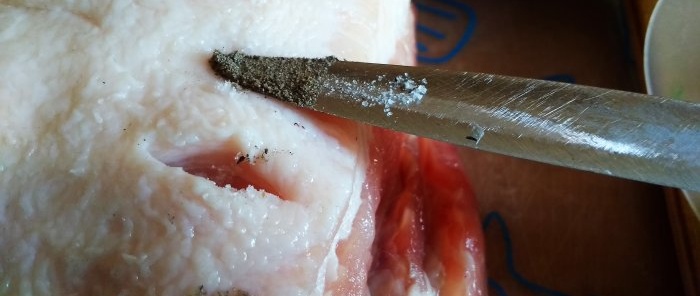 איך לבשל שומן חזיר אפוי טעים וזול בדרך המלכותית