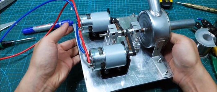 Kako napraviti snažnu pumpu s dva motora od limenki