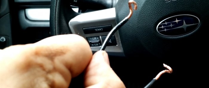 Gyenge autóakkumulátor Vigyen magával egy csavarhúzót a biztonság kedvéért