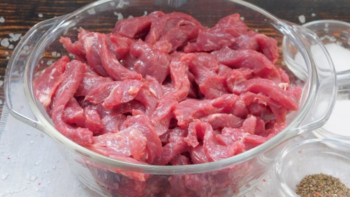 איך לבשל בשר חזיר טעים בבית
