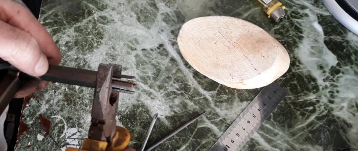 Kako napraviti mini pilu za metal za rad na teško dostupnim mjestima