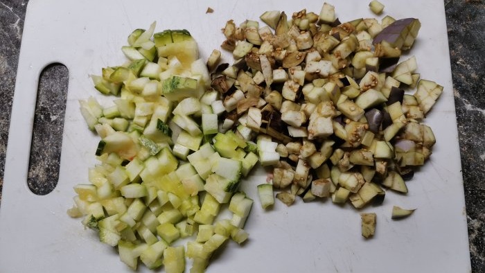 2 opcije za ukusne načine da se riješite starog povrća
