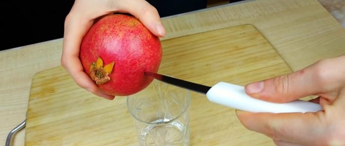 Jak vymačkat sklenici šťávy z granátového jablka za pár minut bez odšťavňovače