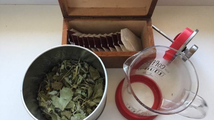 Drei Möglichkeiten, natürlichen aromatischen Tee zu Hause zuzubereiten