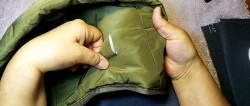 Hur man fixar en rivning i en jacka på ett par minuter utan nål och tråd