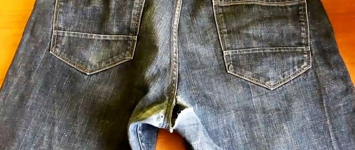 Como costurar um rasgo entre as pernas do jeans