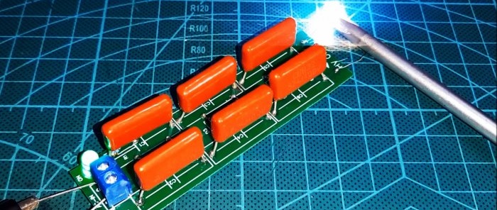 Paano gumawa ng isang mataas na boltahe boost converter na walang transistors