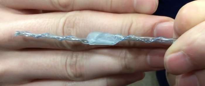 Kako napraviti valoviti omotač od PET boca i prozirne folije