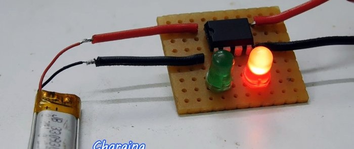 Како направити једноставан индикатор струје пуњења за Ли-јонску батерију