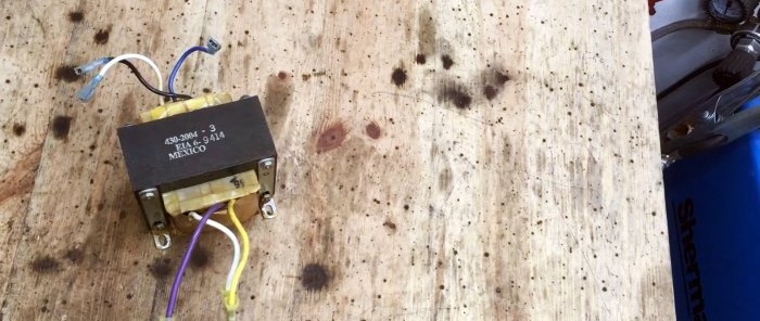 How to use a screwdriver with a dead battery