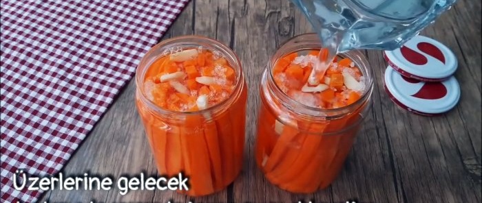 Pickled carrot sticks in 10 minutes