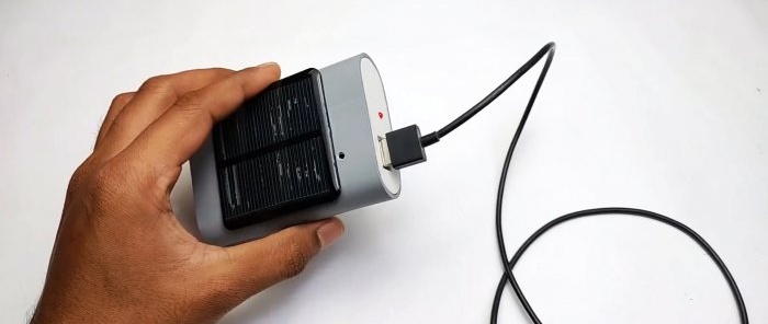 كيفية صنع باور بانك ببطارية شمسية
