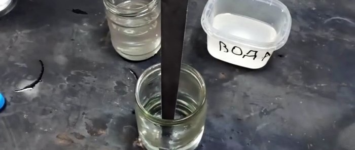 Ett sätt att belägga stål med zink utan elektrolys hemma