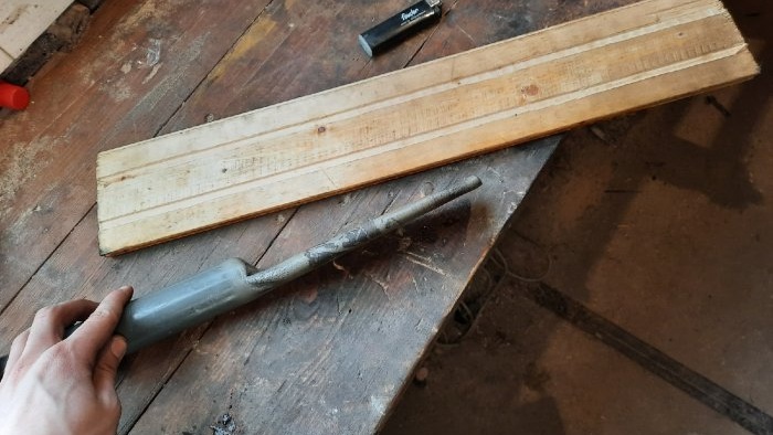 Cómo hacer una funda para cuchillo con tubo de PVC y cuero.