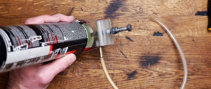Cara menggunakan sisa silinder kering dengan buih poliuretana Membuat peranti mudah