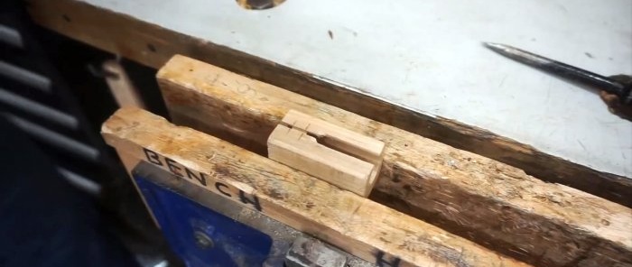 Cómo hacer una herramienta para quitar rápidamente una costura interna en un tubo perfilado