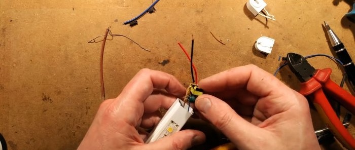 Kako pretvoriti fluorescentnu svjetiljku u LED