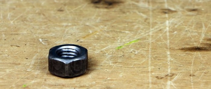 How to make a device for winding springs from nuts and bolts