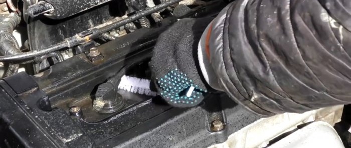 כיצד לשטוף את המנוע שלך בצורה בטוחה ויעילה במו ידיך