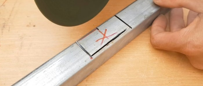 Cum se face o conexiune de colț a trei țevi de profil fără sudură