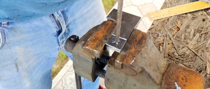 Cách làm một công cụ để nới lỏng và đào dễ dàng mà không gây căng thẳng cho lưng