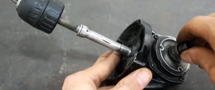 How to make a hand drill from the gearbox of a broken grinder
