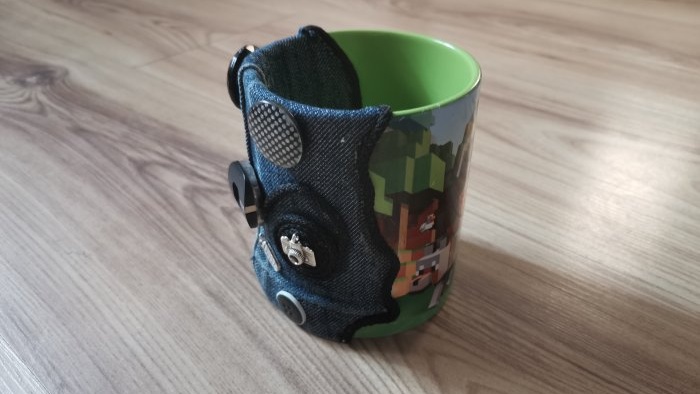 The handle of your favorite mug broke off. Make a pencil holder out of it.