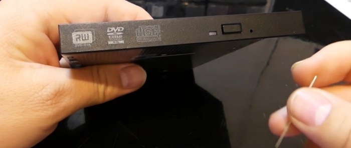 Kā jaunināt vecu klēpjdatoru, aizstājot DVD disku ar SSD