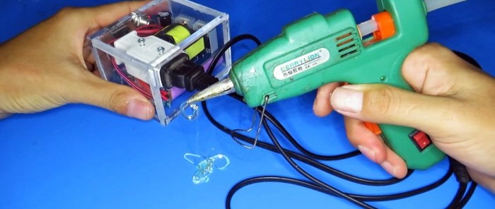 Cum să faci un Power Bank de buzunar de 220 V cu propriile mâini