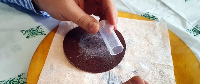 Com fer un segell d'aigua silenciós per a un dipòsit de fermentació