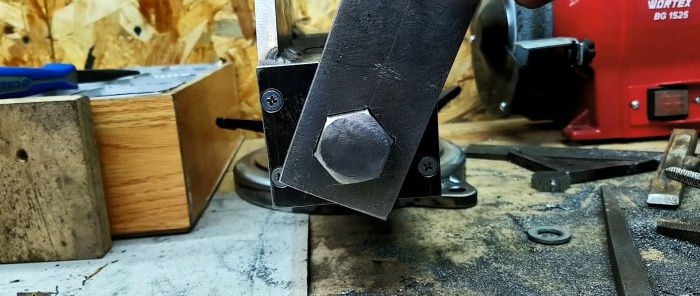 Kaip garaže padaryti šešiakampę skylę iš storo plieno