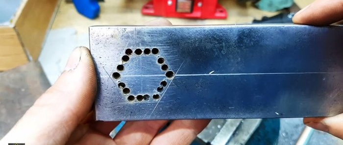 كيفية عمل ثقب سداسي من الفولاذ السميك في المرآب