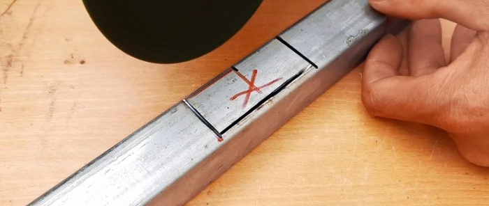 Cum să conectați țevile profilate în 3 unghiuri la 90 de grade fără sudură