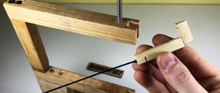 איך להכין מיני פאזל 12V מעץ