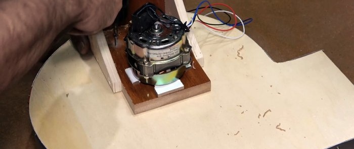Hoe maak je een productieve ventilator voor een werkplaats van hout
