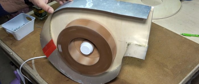 How to make a productive fan for a workshop from wood