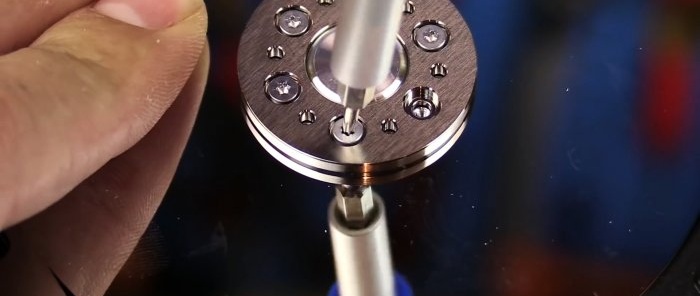 Hur man gör en minislipmaskin med variabel hastighetskontroll från en gammal hårddisk